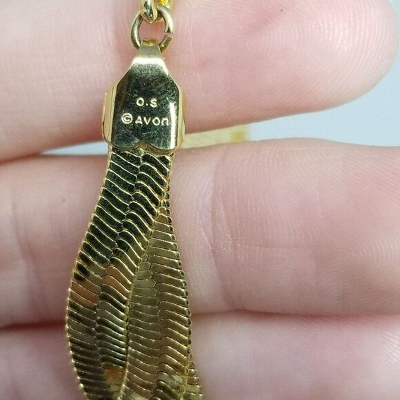 Vintage Avon Gold Tone Braided Herringbone Flat Chain Necklace Bracelet Set - Picture 3 of 8